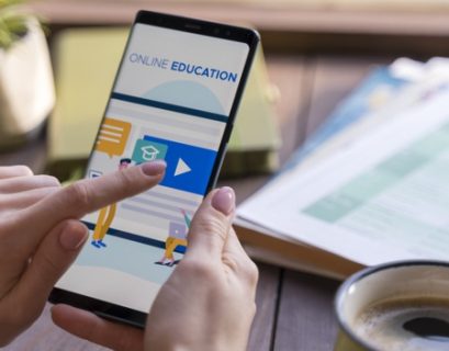 How Education Apps Promote Digital Literacy in Schools