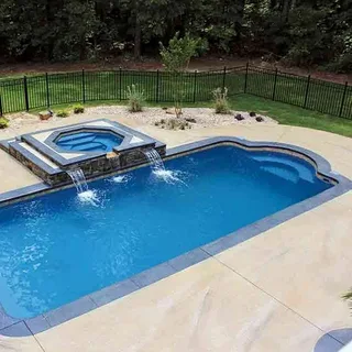 installing a fiberglass pool